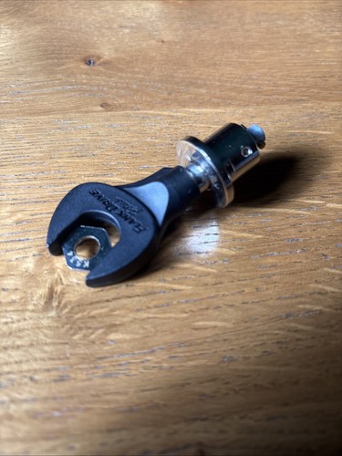 Snap lock and - on, k534